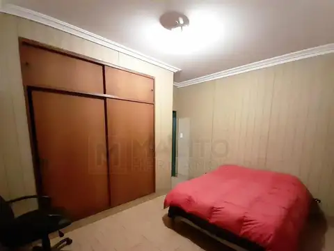 Venta Casa Lote Propio 2 Plantas - con patio y pileta