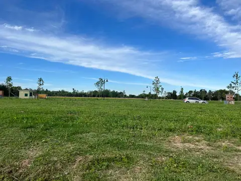 Venta lote 884 M2 al río barrio El Yacht Nordelta Tigre