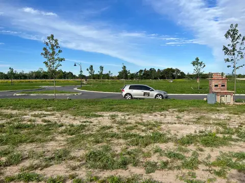 Venta lote 884 M2 al río barrio El Yacht Nordelta Tigre