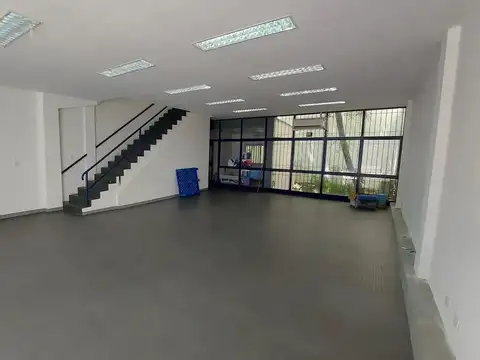 Depósito en alquiler - 420mts2 - San Telmo