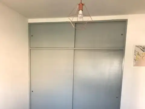 VENTA DEPARTAMENTO 2 AMBIENTES 1 PISO SOBRE AVENIDA TRIUNVIRATO