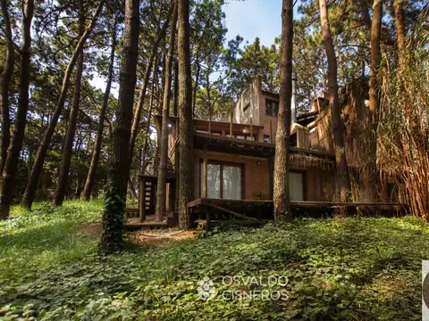 Casa en venta en Mar Azul – 150m del mar y rodeada de bosque
