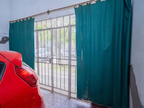 Se vende casa en Sargento Cabral!