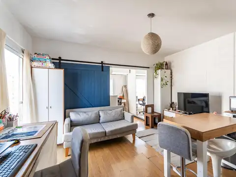 DOS AMBIENTES CON GRAN TERRAZA PROPIA