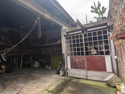 Galpón  deposito Trifásica -  Lanus Este