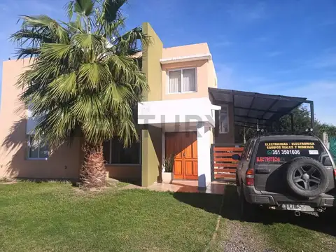 BAJAMOS EL PRECIO!!! CASA EN CAÑITAS, MALAGUEÑO 5 DORMIT