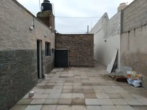Depto Tipo Casa en Venta en Barrio España y Hospitales, USD 40.000
