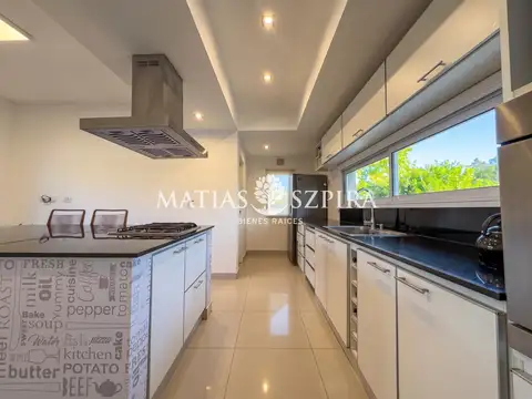 Casa en Alquiler al Oeste