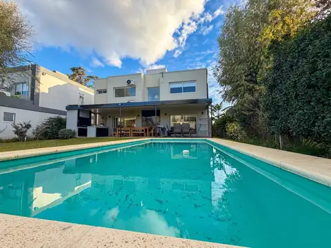 Casa en Haras Maria Victoria