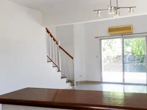 Colectora Oeste Ramal Escobar 100
