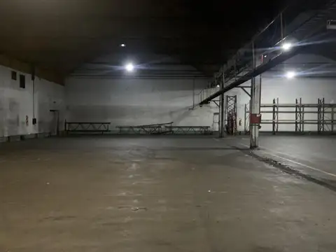 Galpon en Alquiler A Estrenar