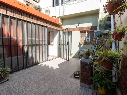 VENTA - CASA PASILLO UNICO 3 DORM + DPTO EN PA