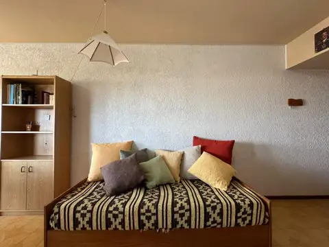 Departamento en Alquiler en Villa Gesell, $ 100