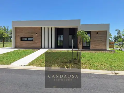 NEV. Casa interna 4 ambientes Santa Sofia - Pilar del este