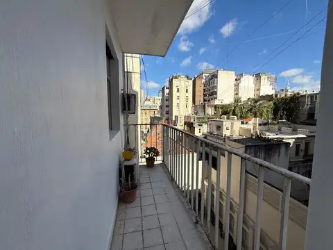 25 de Mayo al 700