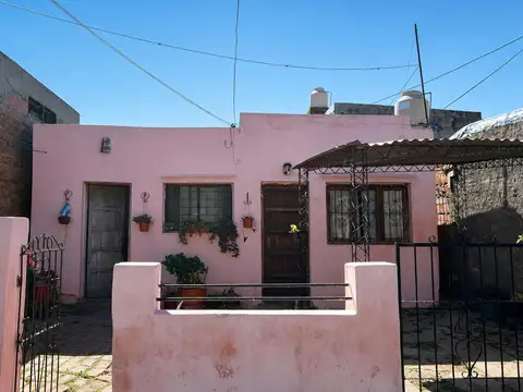 Venta de Casa a Reciclar en B° ElPilar, Salta Capital