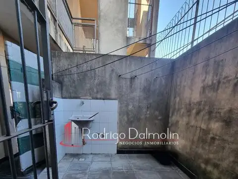 VENDO. Deparrtamento en calle Brown casi San Lorenzo. Concordia.-