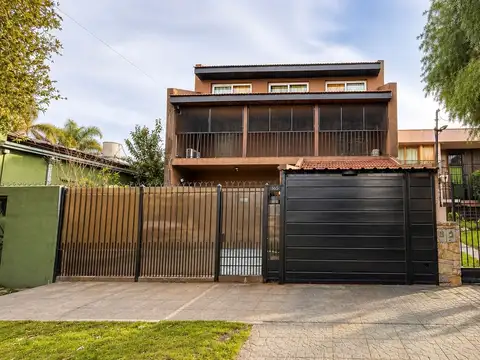 VENTA CASA 4 AMBIENTES EN TEMPERLEY