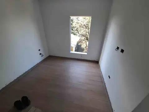 VENTA Dos amb. En POZO. Piso 12. Quilmes.