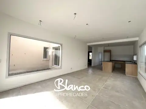 Pilar del Este - Santa Emilia -