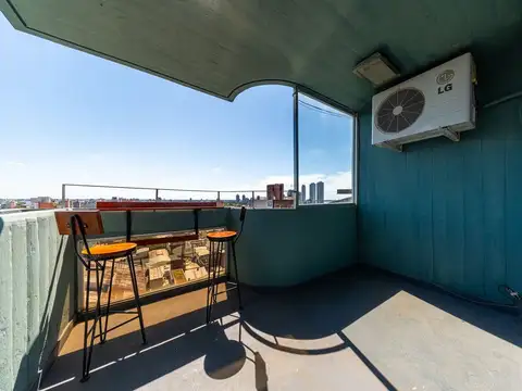 VENTA DEPARTAMENTO DE 4 DORMITORIOS SOBRE OROÑO