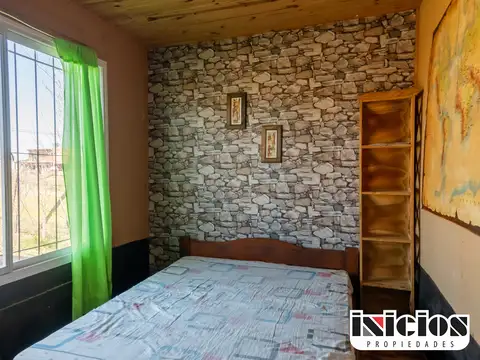 Casa 3 ambientes con 1 baño