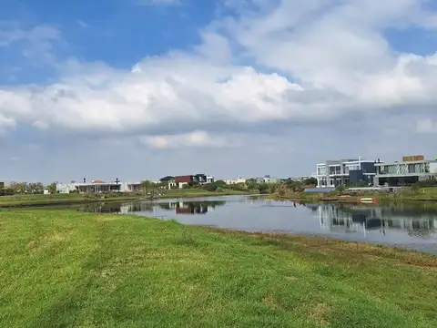 VENTA LOTE  AL AGUA BARRIO-COSTAS, PUERTOS