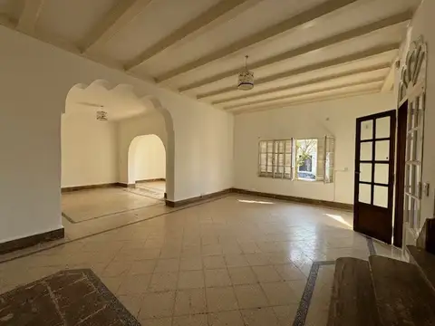 ESQUINA 27 Y 34 400