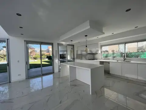 Casa en Venta en Fincas de Hudson, USD 590.000