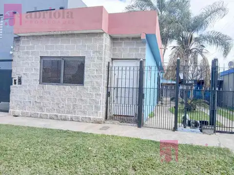 Galpón en Alquiler en Quilmes Oeste..!!!