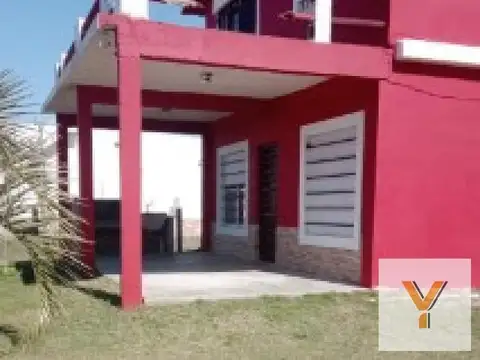 Casa en venta - 5 Dormitorios 3 Baños - San Clemente