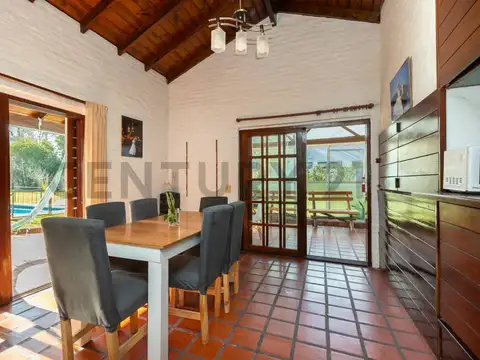 Casa en Venta con 1 cochera
