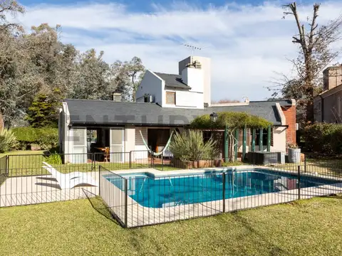 VENTA CASA 4 AMBIENTES - PRADERAS DE LUJAN - APTO CREDITO - PERMUTA