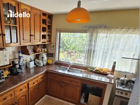 Casa en venta c/ cochera en Rocha