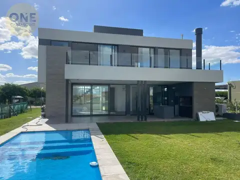 Casa en Venta en Countries y Barrios Cerrados en Berazategui, Partido de Berazategui