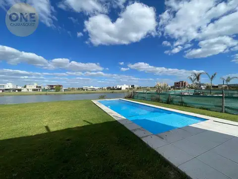 Casa a estrenar con salida a laguna Barrio cerrado Magallanes