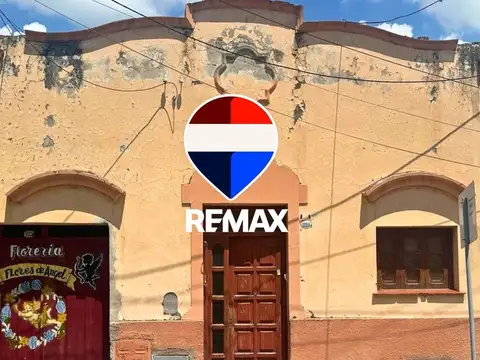 CASA VENTA A REFACCIONAR + DPTO EN MACROCENTRO