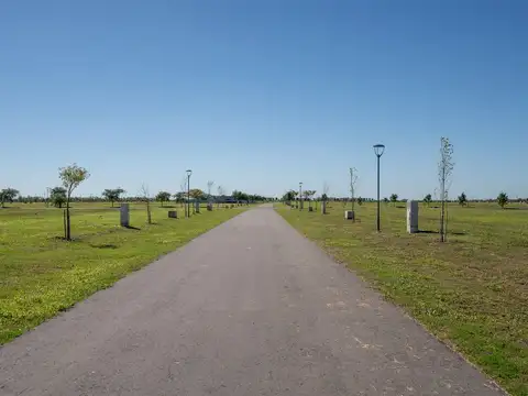 Terreno en Venta en Funes, USD 98.000