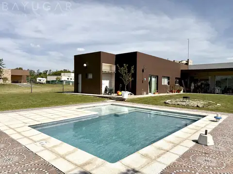Alquiler Casa - Medal Country Club, Pilar