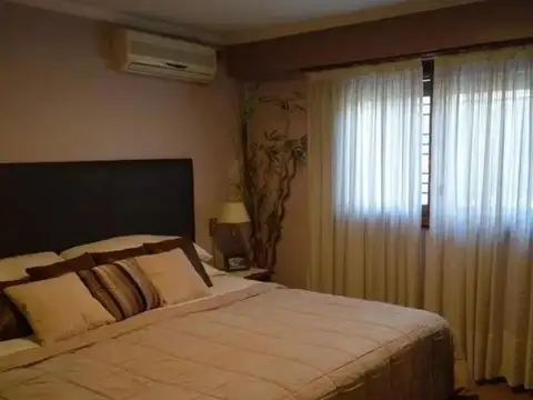 Casa en Venta en Turdera, USD 165.000