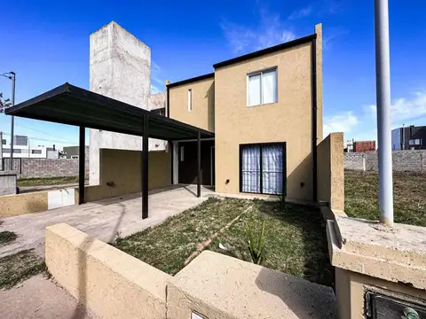 VENTA CASA 3 DORMI. APTO CDTO. ZONA NORTE. CORDOBA