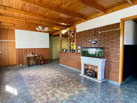 Depto Tipo Casa en Venta de 4 ambientes