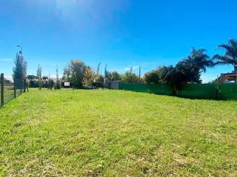 Terreno en Venta en esquina Funes Town