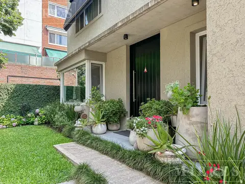 Casa en Alquiler en Martinez Vias / Libertador, USD 6.000