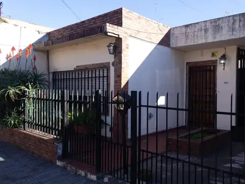 casa 4 ambientes lote propio patio cocheras ciudadela