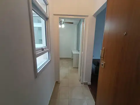 Hermoso departamento 3 ambientes. Frente con balcon