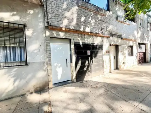 Crisóstomo Álvarez 3200, Piso P.B.