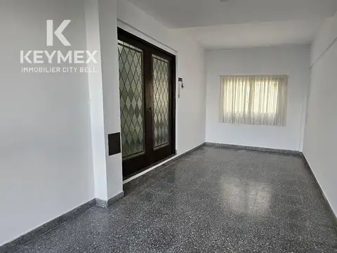 Depto Tipo Casa en Alquiler de 3 ambientes
