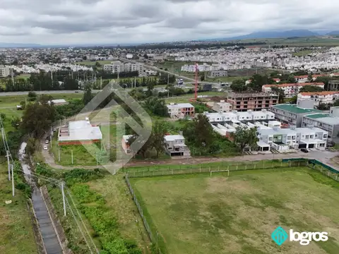 Terreno en Venta 11  mts Fondo