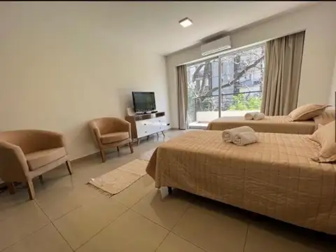 San Juan 2100, Piso 2